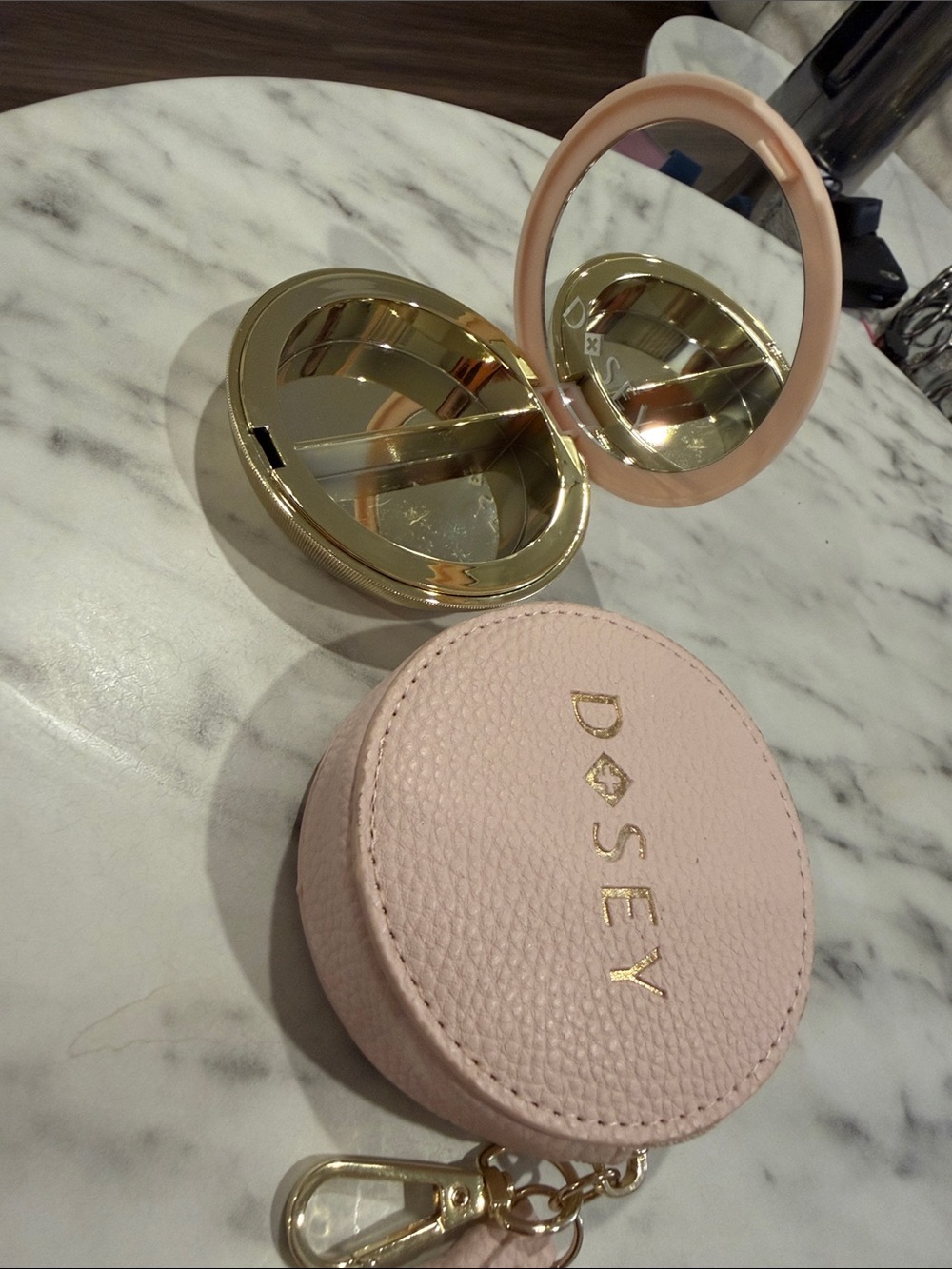Dosey Pill Compact & Purse